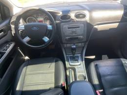 FORD - FOCUS - 2011/2012 - Prata - R$ 41.900,00