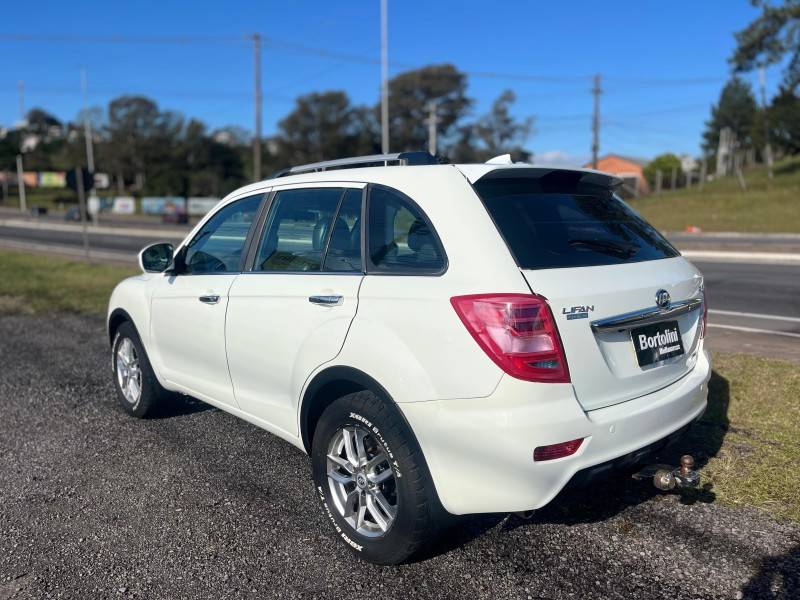 LIFAN - X60 - 2015/2016 - Branca - R$ 44.900,00