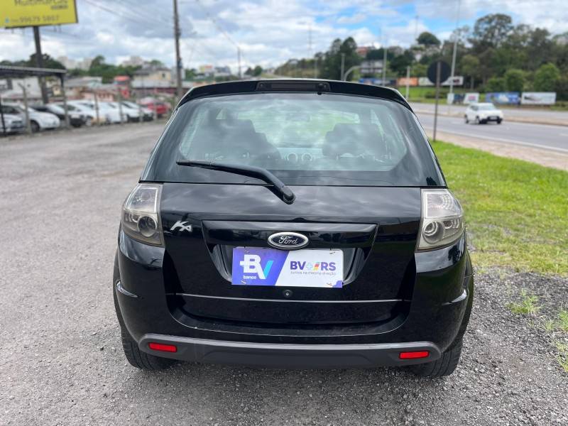 FORD - KA - 2012/2013 - Preta - R$ 24.900,00