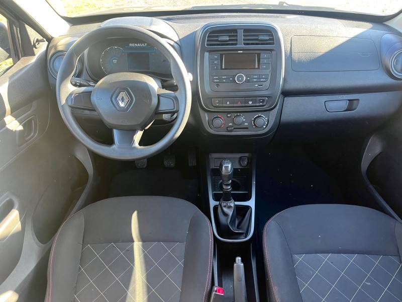 RENAULT - KWID - 2021/2022 - Preta - R$ 49.900,00