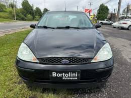 FORD - FOCUS - 2006/2007 - Preta - R$ 25.900,00