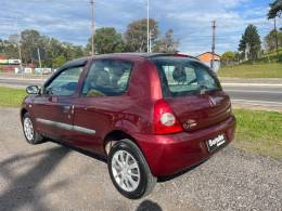 RENAULT - CLIO - 2007/2008 - Vermelha - R$ 18.900,00