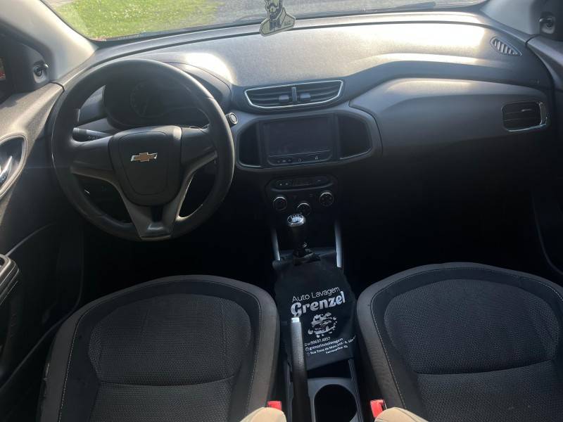 CHEVROLET - PRISMA - 2015/2015 - Vermelha - R$ 49.900,00