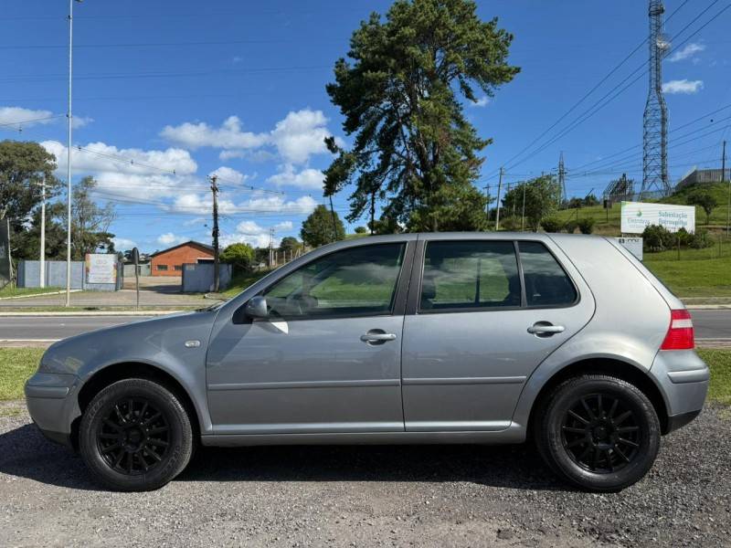 VOLKSWAGEN - GOLF - 2004/2004 - Cinza - R$ 29.900,00