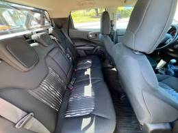 FIAT - TORO - 2017/2018 - Prata - R$ 92.000,00