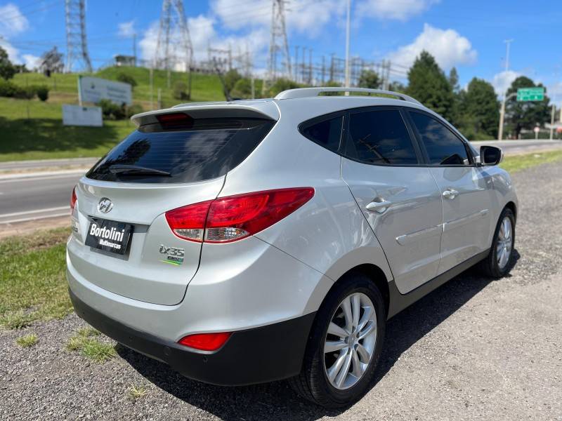 HYUNDAI - IX35 - 2014/2015 - Prata - R$ 72.900,00