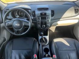 KIA MOTORS - CERATO - 2010/2010 - Branca - R$ 41.900,00