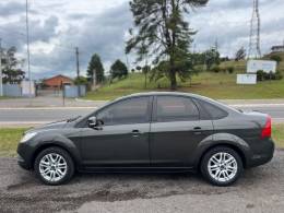 FORD - FOCUS - 2013/2013 - Cinza - R$ 41.900,00