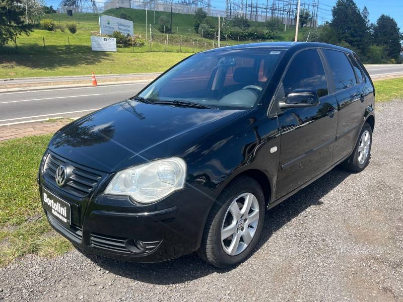 VOLKSWAGEN - POLO - 2007/2008 - Preta - R$ 33.900,00