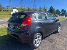 FORD - FIESTA - 2013/2014 - Preta - R$ 42.900,00