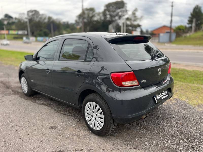 VOLKSWAGEN - GOL - 2010/2011 - Cinza - R$ 26.900,00