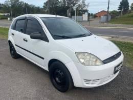 FORD - FIESTA - 2003/2003 - Branca - R$ 18.900,00