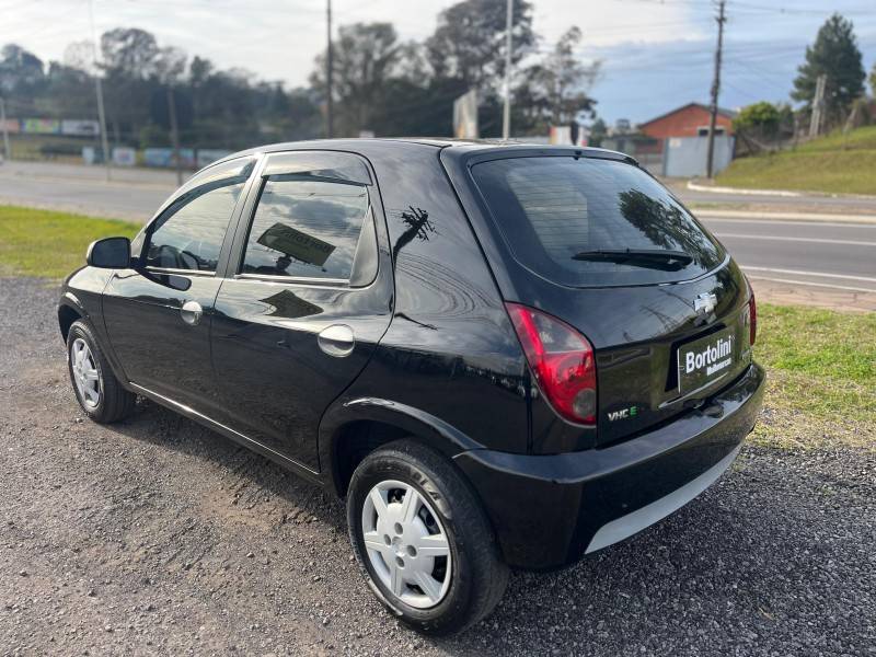 CHEVROLET - CELTA - 2013/2013 - Preta - R$ 27.900,00