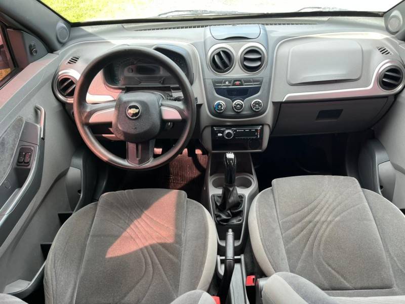 CHEVROLET - AGILE - 2010/2011 - Branca - R$ 33.900,00