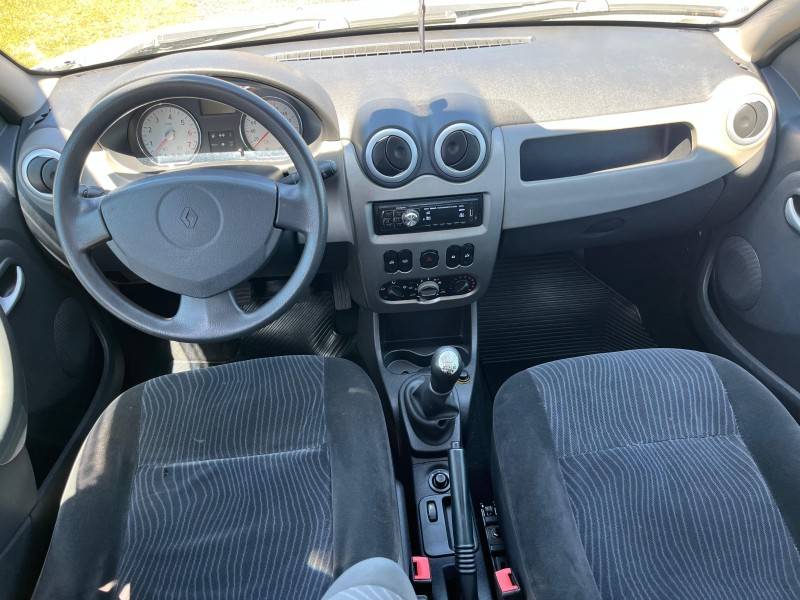 RENAULT - SANDERO - 2008/2009 - Branca - R$ 28.900,00