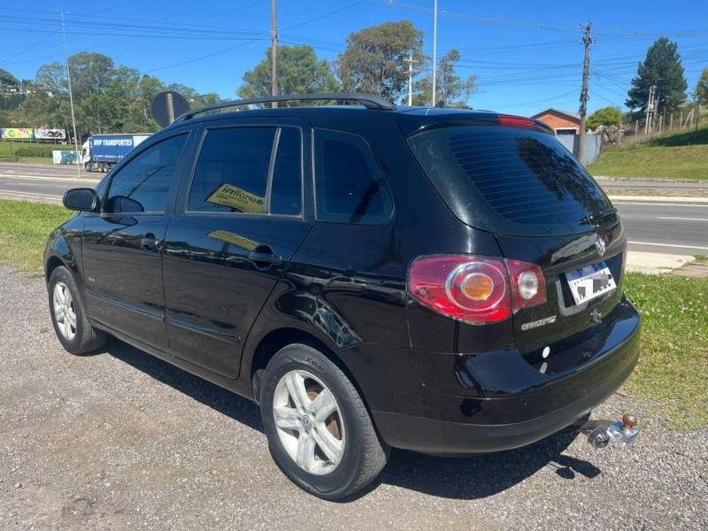 VOLKSWAGEN - SPACEFOX - 2009/2010 - Preta - R$ 30.900,00