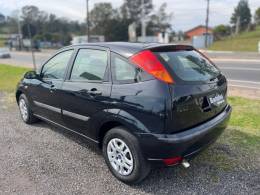 FORD - FOCUS - 2007/2008 - Preta - R$ 24.900,00