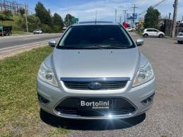 FORD - FOCUS - 2011/2012 - Prata - R$ 41.900,00