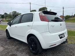 FIAT - PUNTO - 2011/2012 - Branca - R$ 35.900,00