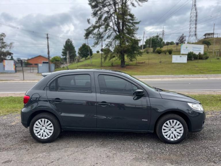 VOLKSWAGEN - GOL - 2010/2011 - Cinza - R$ 26.900,00