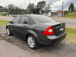 FORD - FOCUS - 2013/2013 - Cinza - R$ 41.900,00
