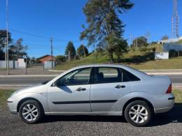 FORD - FOCUS - 2007/2007 - Prata - R$ 22.900,00