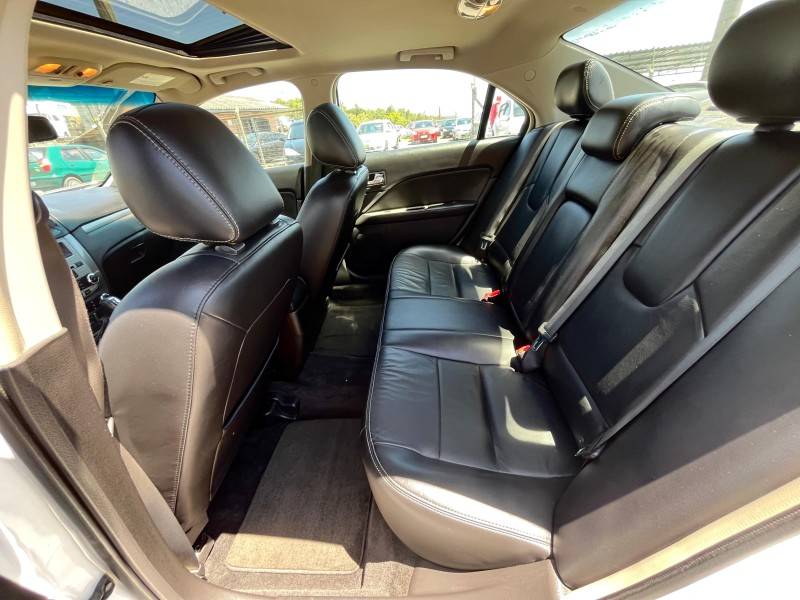 FORD - FUSION - 2011/2012 - Branca - R$ 49.900,00