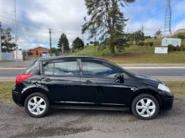 NISSAN - TIIDA - 2010/2011 - Preta - R$ 33.900,00