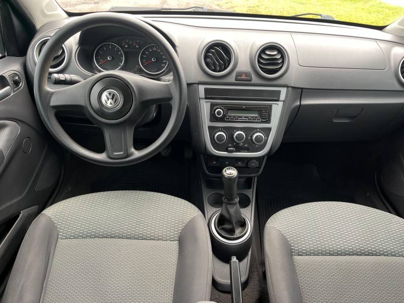 VOLKSWAGEN - GOL - 2010/2011 - Cinza - R$ 26.900,00