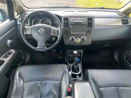NISSAN - TIIDA - 2010/2011 - Preta - R$ 33.900,00