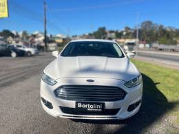 FORD - FUSION - 2014/2014 - Branca - R$ 72.000,00
