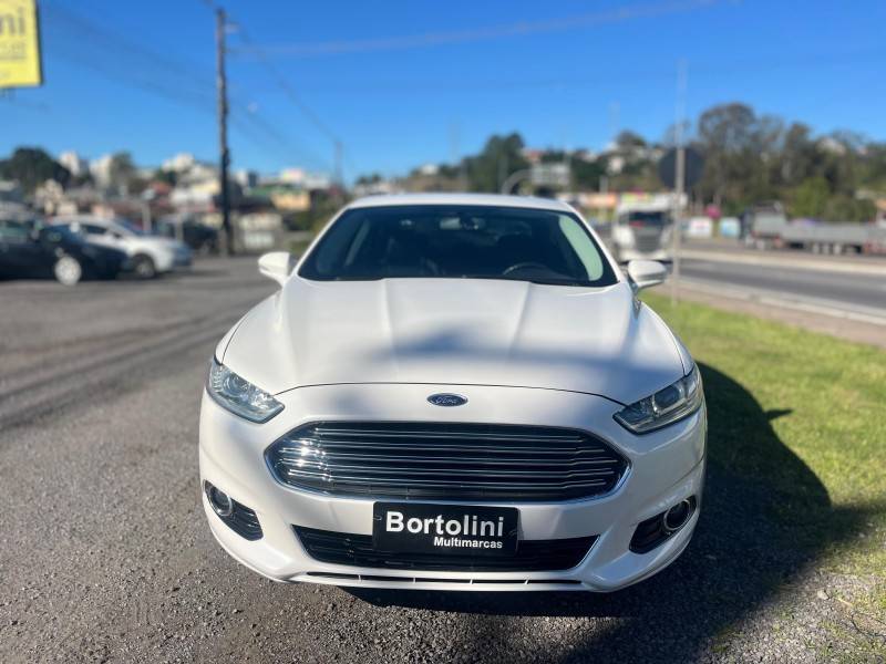 FORD - FUSION - 2014/2014 - Branca - R$ 72.000,00