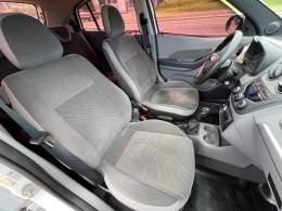 CHEVROLET - AGILE - 2010/2011 - Branca - R$ 33.900,00