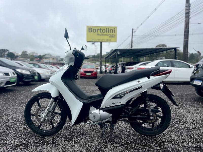 HONDA - BIZ 125 - 2013/2013 - Branca - R$ 13.000,00