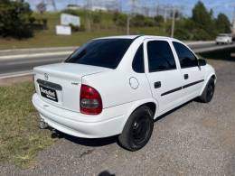 CHEVROLET - CLASSIC - 2004/2005 - Branca - R$ 17.900,00