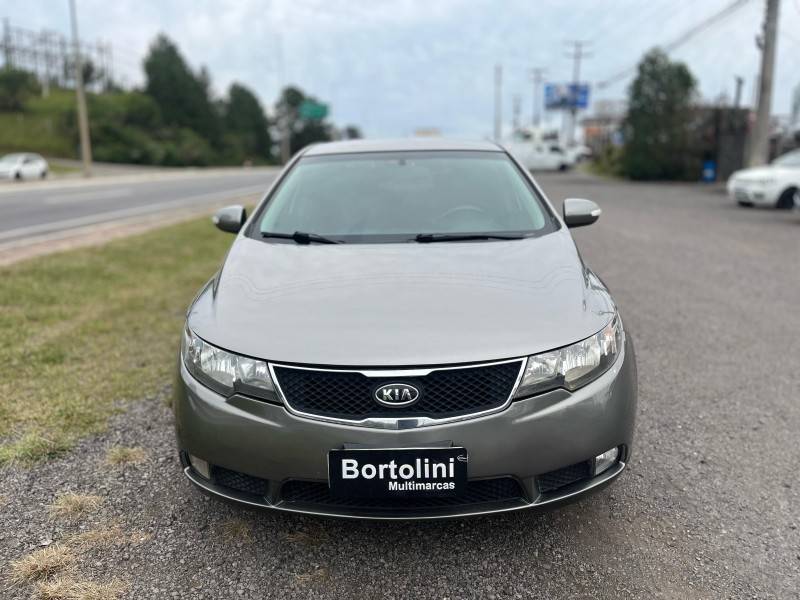KIA MOTORS - CERATO - 2011/2011 - Cinza - R$ 43.900,00