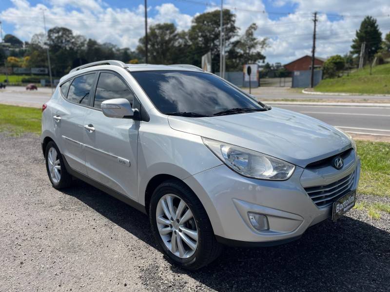 HYUNDAI - IX35 - 2014/2015 - Prata - R$ 72.900,00