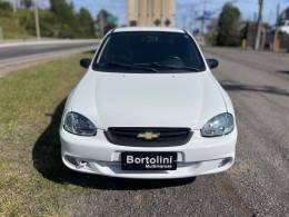 CHEVROLET - CLASSIC - 2004/2005 - Branca - R$ 17.900,00