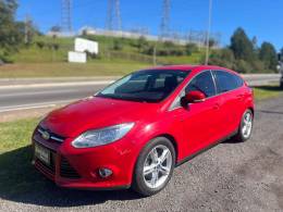 FORD - FOCUS - 2015/2015 - Vermelha - R$ 51.900,00