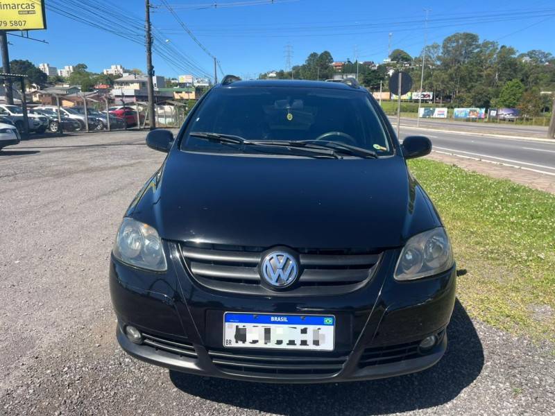 VOLKSWAGEN - SPACEFOX - 2009/2010 - Preta - R$ 30.900,00