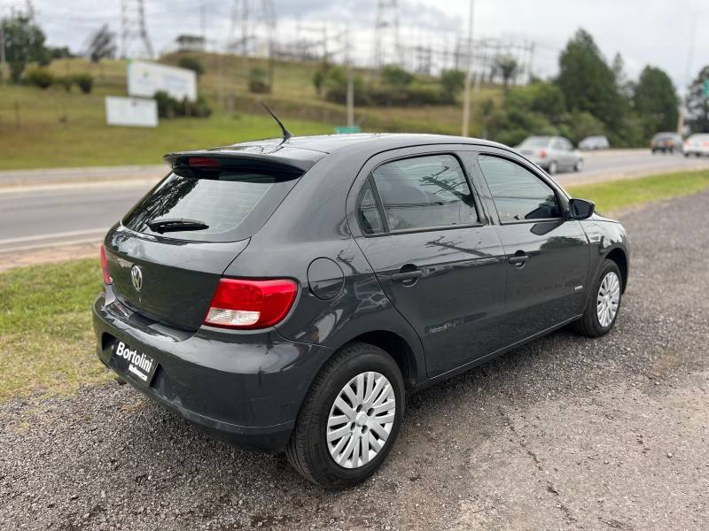 VOLKSWAGEN - GOL - 2010/2011 - Cinza - R$ 26.900,00