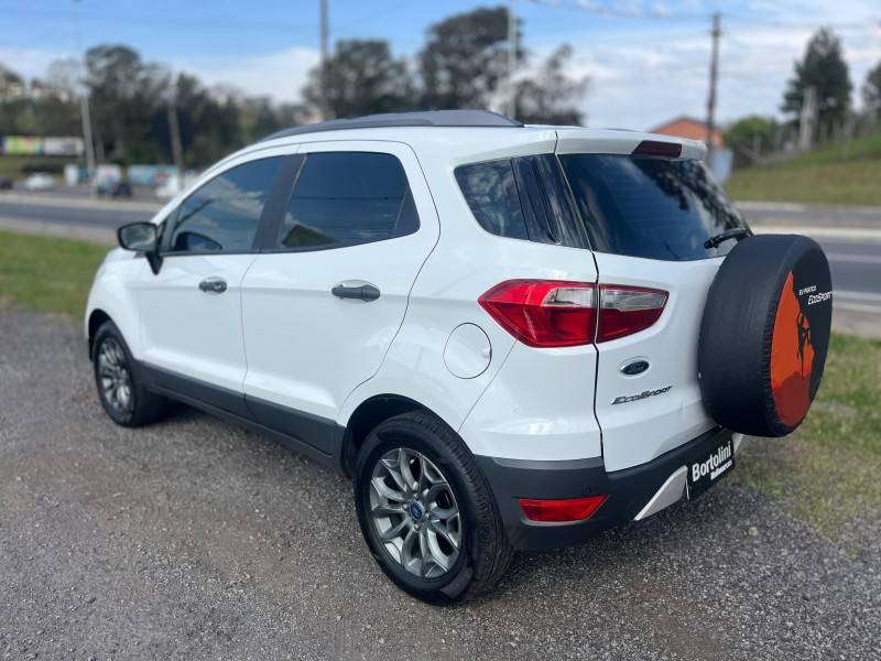FORD - ECOSPORT - 2013/2014 - Branca - R$ 58.900,00