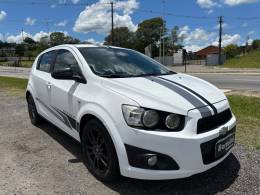 CHEVROLET - SONIC - 2013/2014 - Branca - R$ 41.900,00