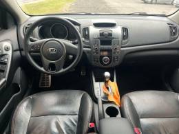 KIA MOTORS - CERATO - 2011/2011 - Cinza - R$ 43.900,00
