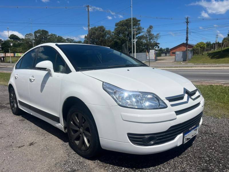 CITROËN - C4 - 2010/2010 - Branca - R$ 33.900,00