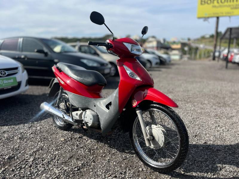 HONDA - BIZ 125 - 2006/2006 - Vermelha - R$ 7.900,00
