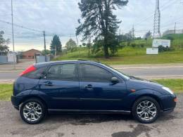 FORD - FOCUS - 2001/2001 - Azul - R$ 21.900,00
