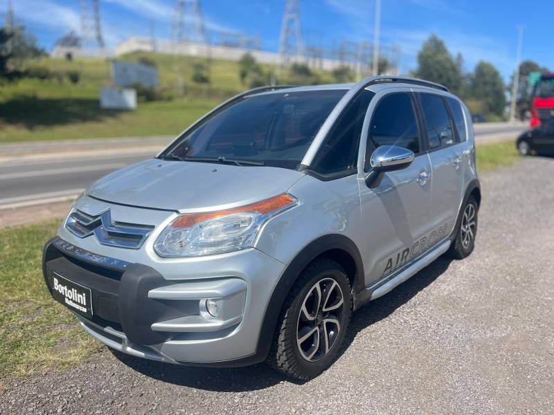 CITROËN - C3 AIRCROSS - 2011/2012 - Prata - R$ 36.900,00