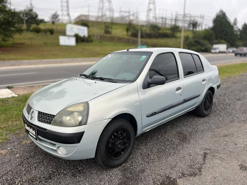 RENAULT - CLIO - 2004/2004 - Prata - R$ 16.900,00