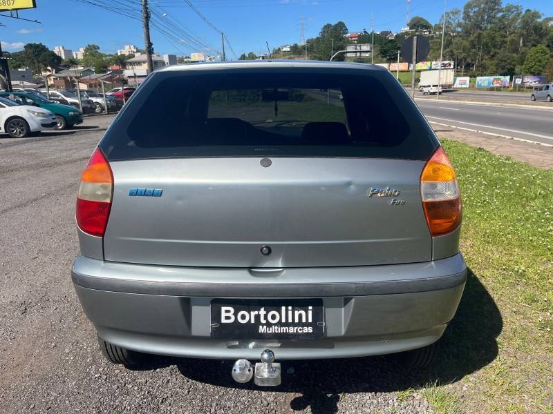 FIAT - PALIO - 2005/2005 - Cinza - R$ 16.900,00